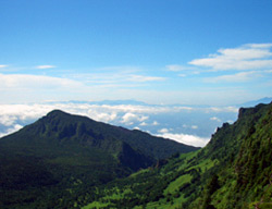 蛇骨岳からの剣ヶ峰・富士山