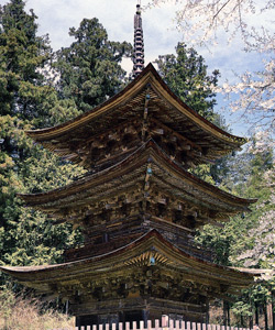 「新海三社神社」