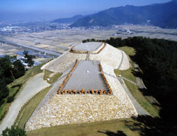 「森将軍塚古墳」　祭と文化財